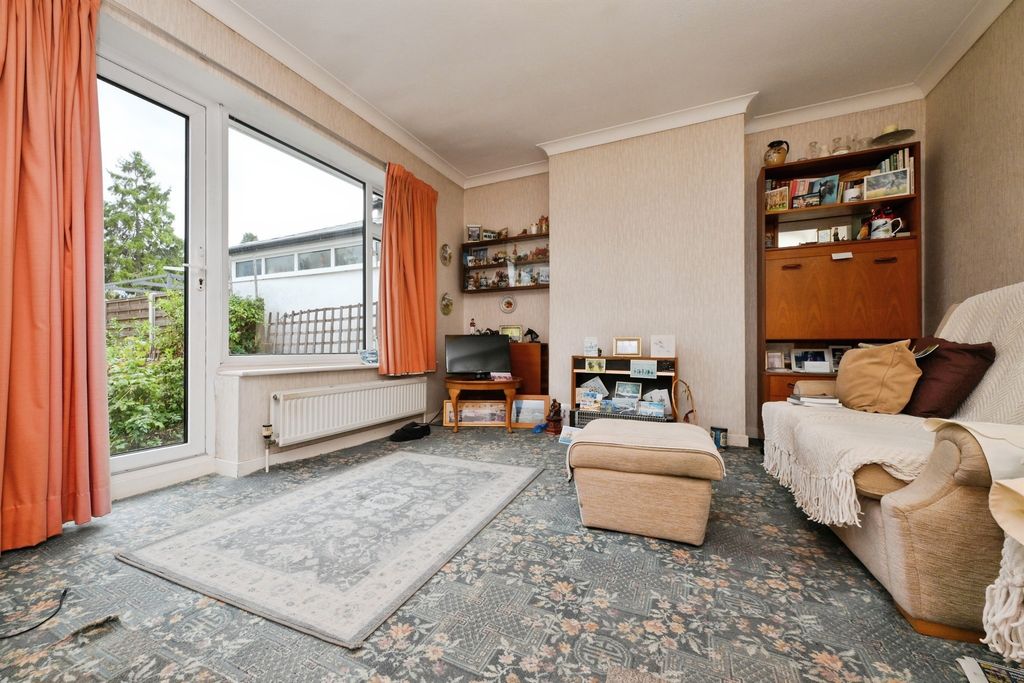 Property photo 2 of 15