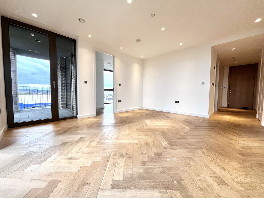 Property photo 2 of 12 Photo 6