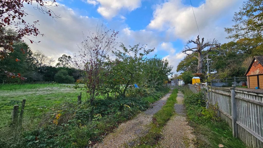 Property photo 2 of 9 Picture No. 08