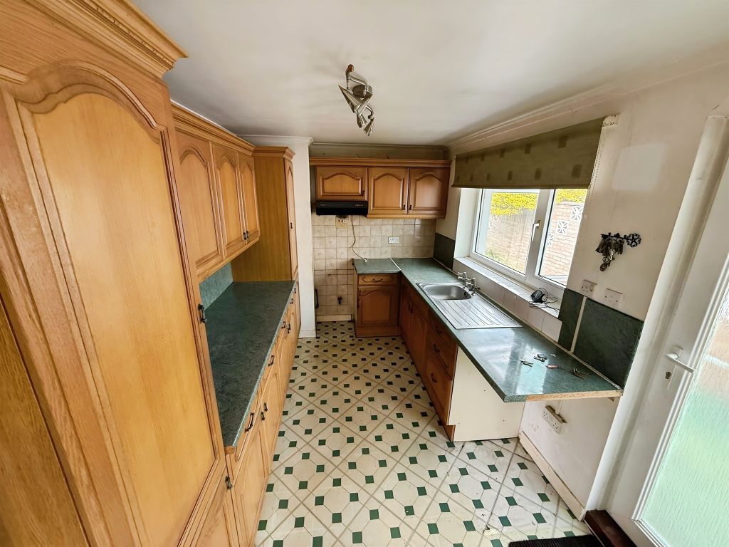 Property photo 2 of 20