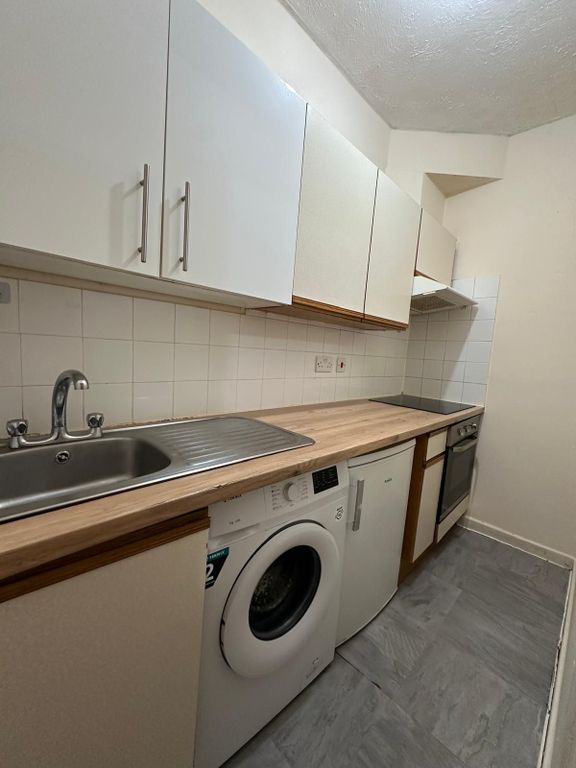 Property photo 1 of 4