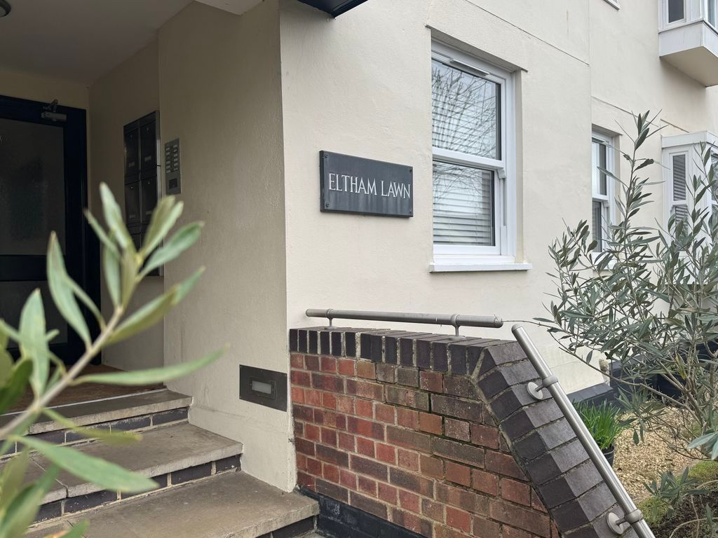 Property photo 2 of 13 Entrance