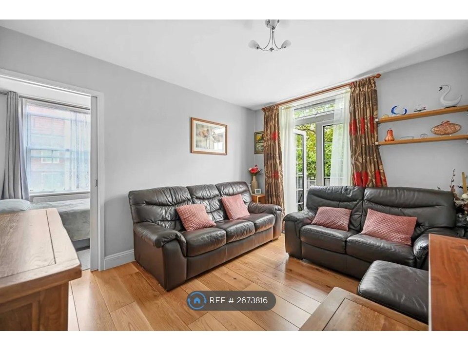 Property photo 3 of 11