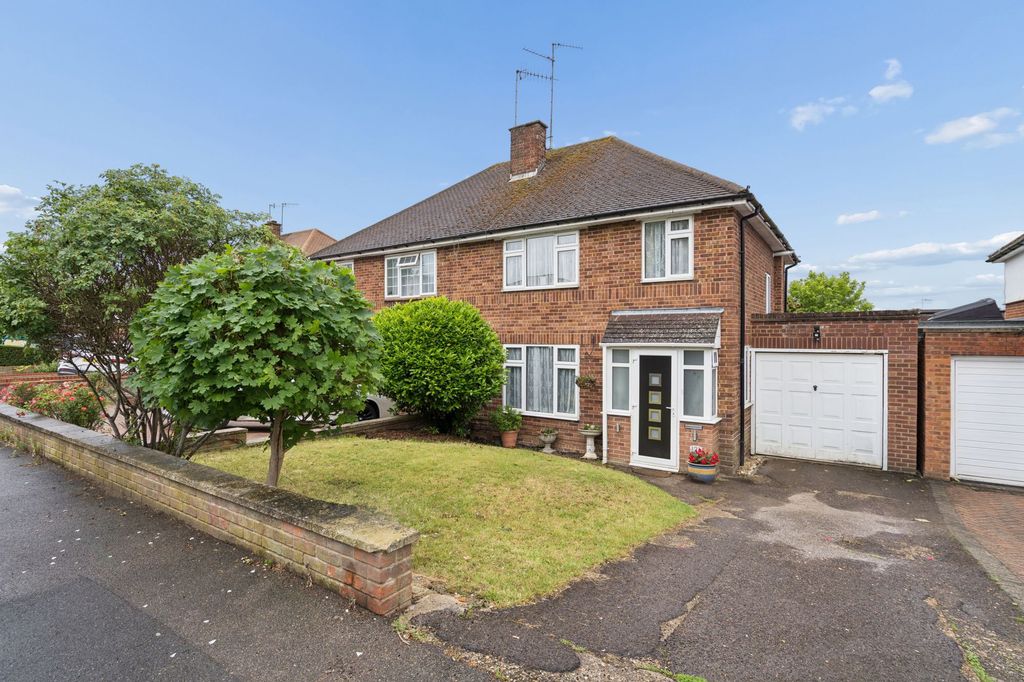 Property photo 1 of 18