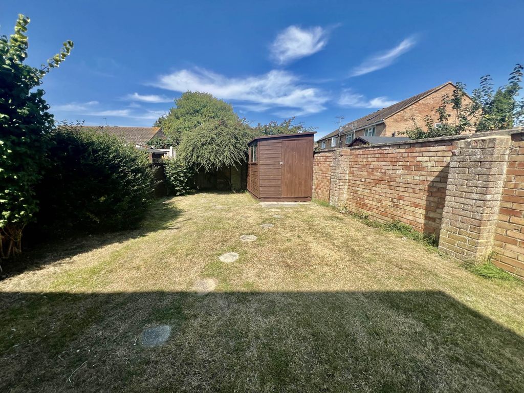 Property photo 2 of 8