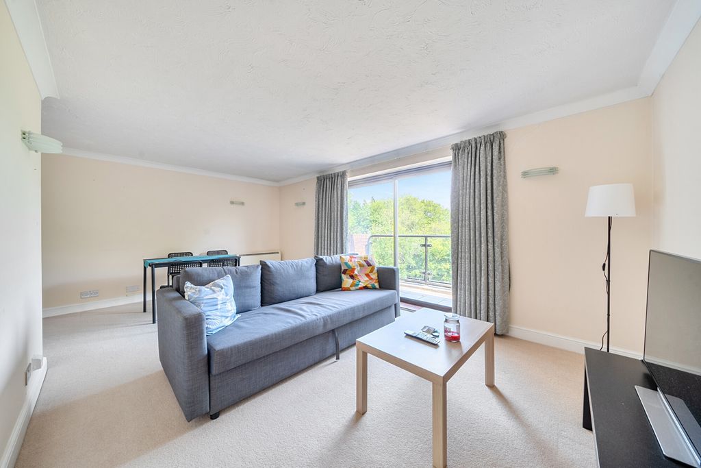 Property photo 2 of 20 1487820-17-6A577B...