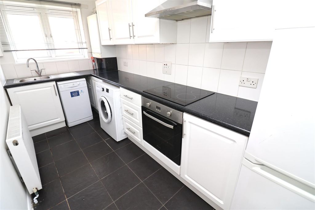 Property photo 3 of 11 Img_1305.Jpg