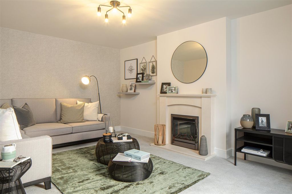 Property photo 2 of 14 Sitting Room