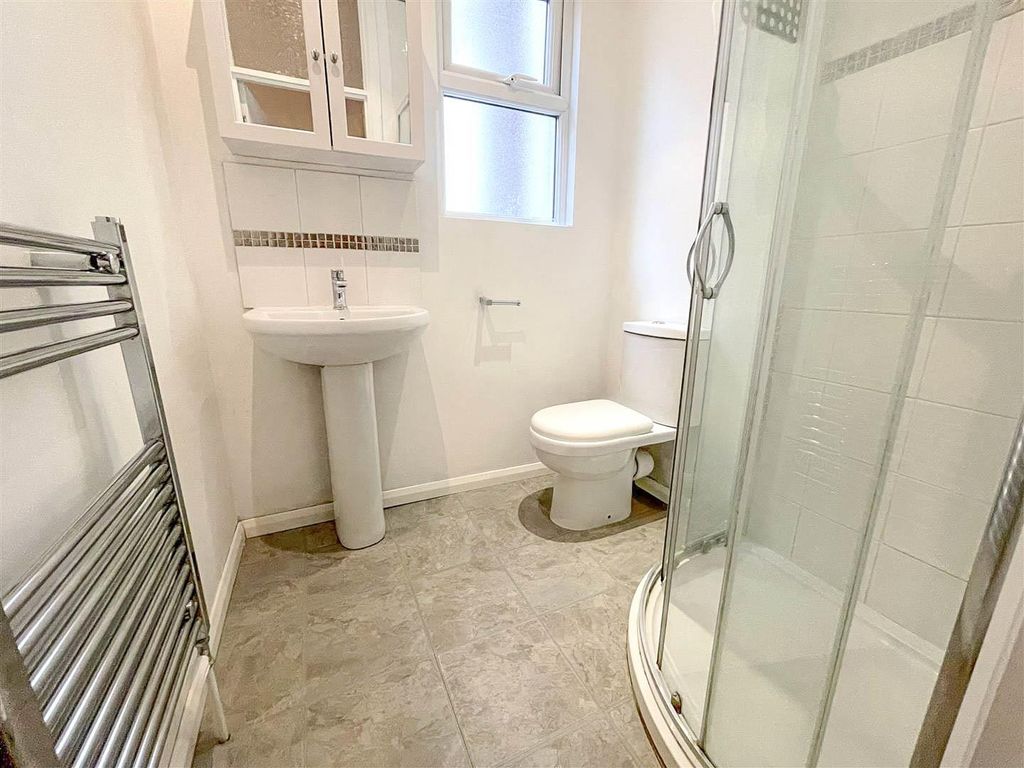 Property photo 3 of 9 Shower Room