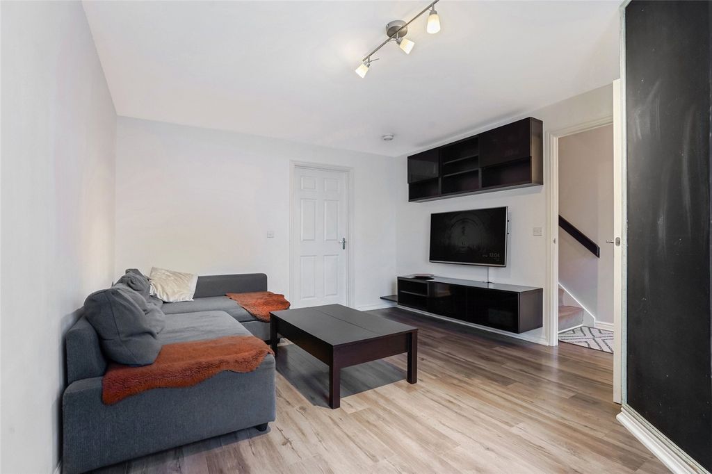 Property photo 3 of 15 3
