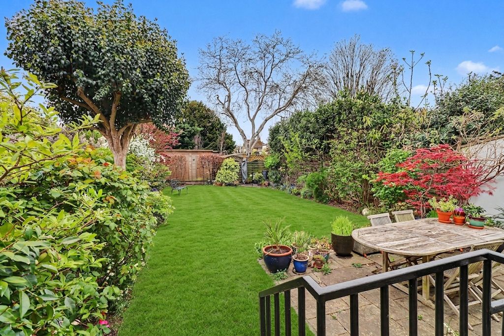 Additional image 21 of 5 bed detached house for saleVine Road, East Molesey KT8