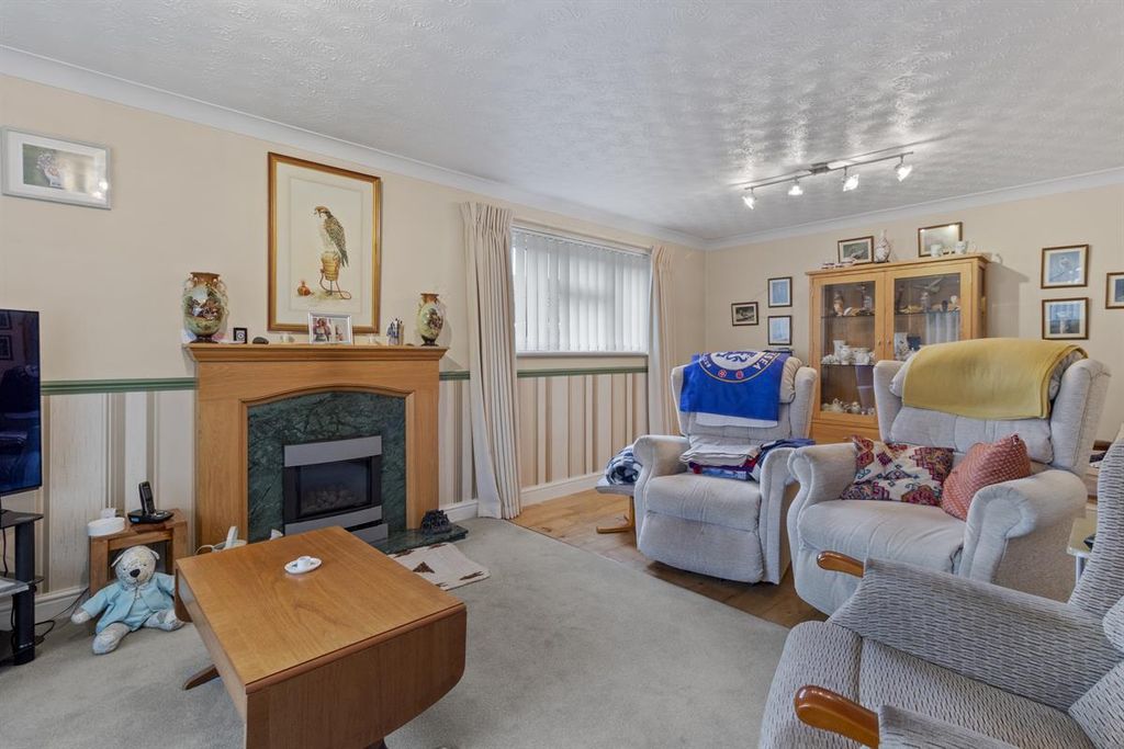 Property photo 2 of 12 Photo 2