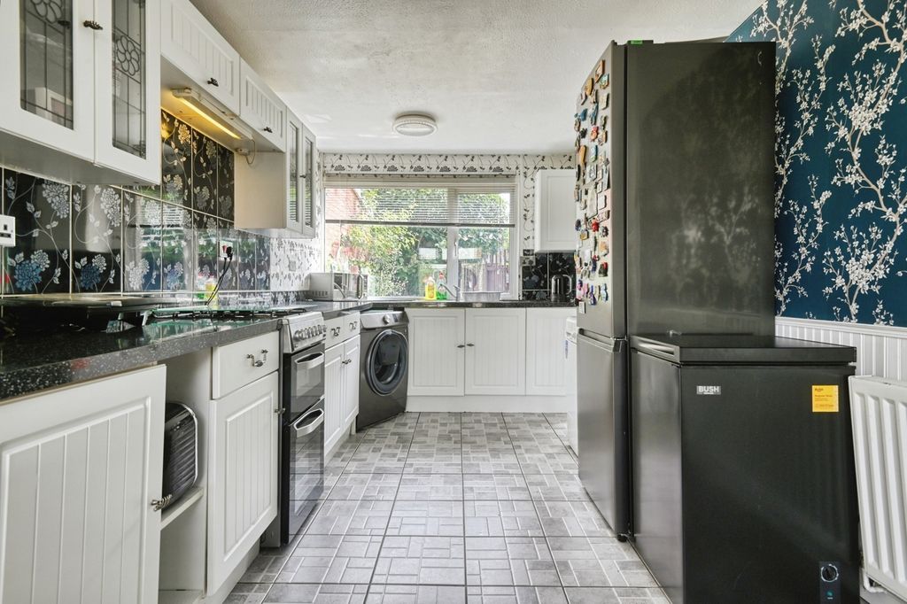 Property photo 3 of 20 Pbox-Img.Jpg