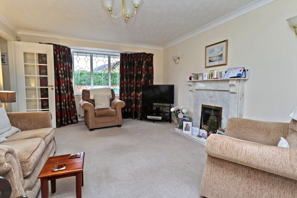 Property photo 3 of 27 4752766