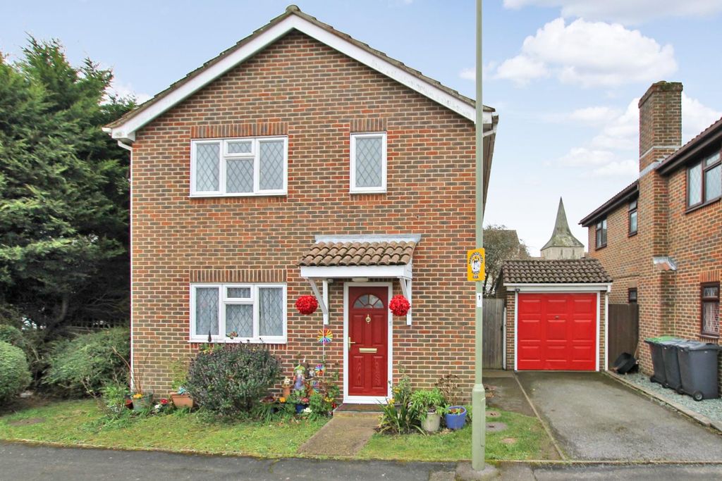 Property photo 1 of 14 9017273-102462-133838430830080111-94272A27-8097-11