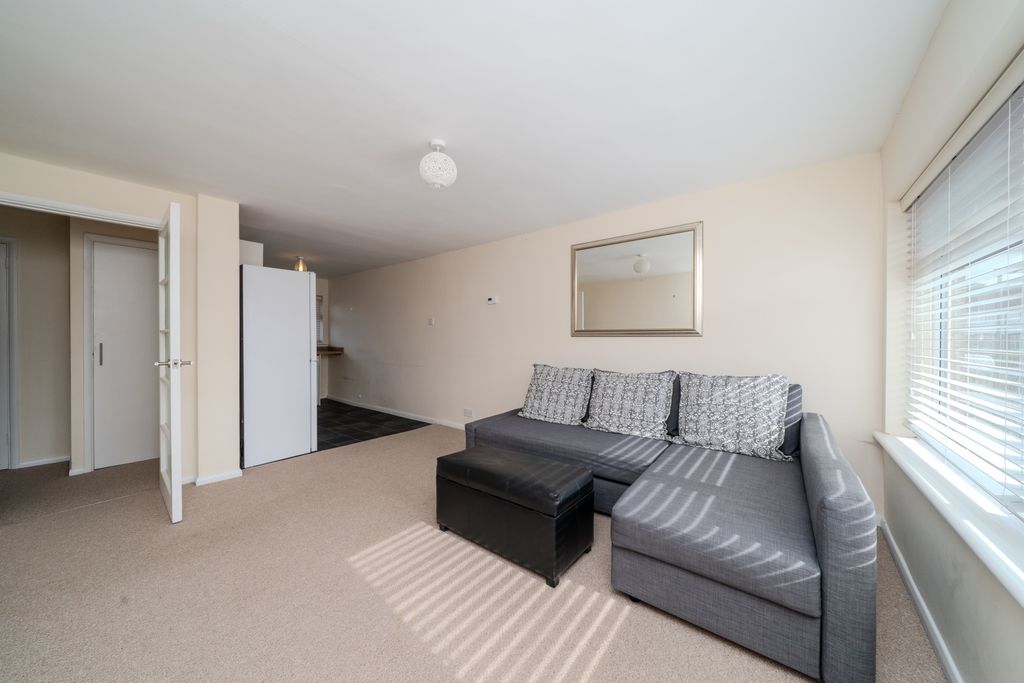 Property photo 3 of 13 Image 3