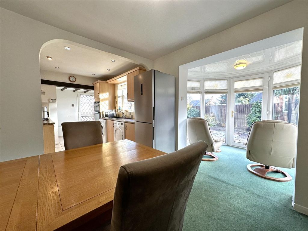 Property photo 2 of 20 Open-Plan Dining Kitchen 966