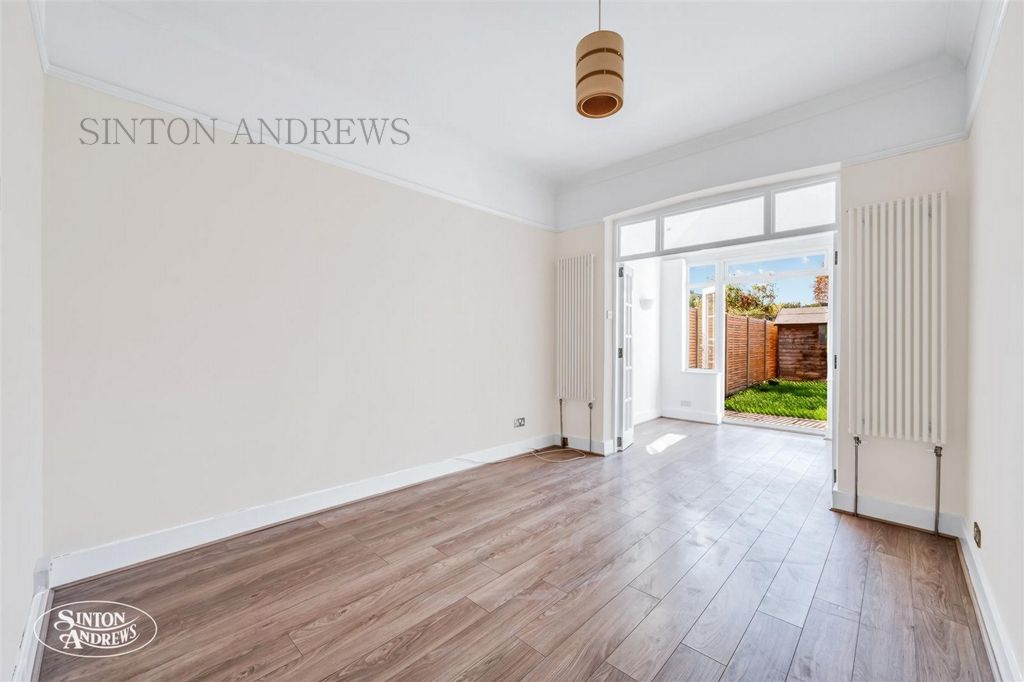 Property photo 2 of 14 Photo 7