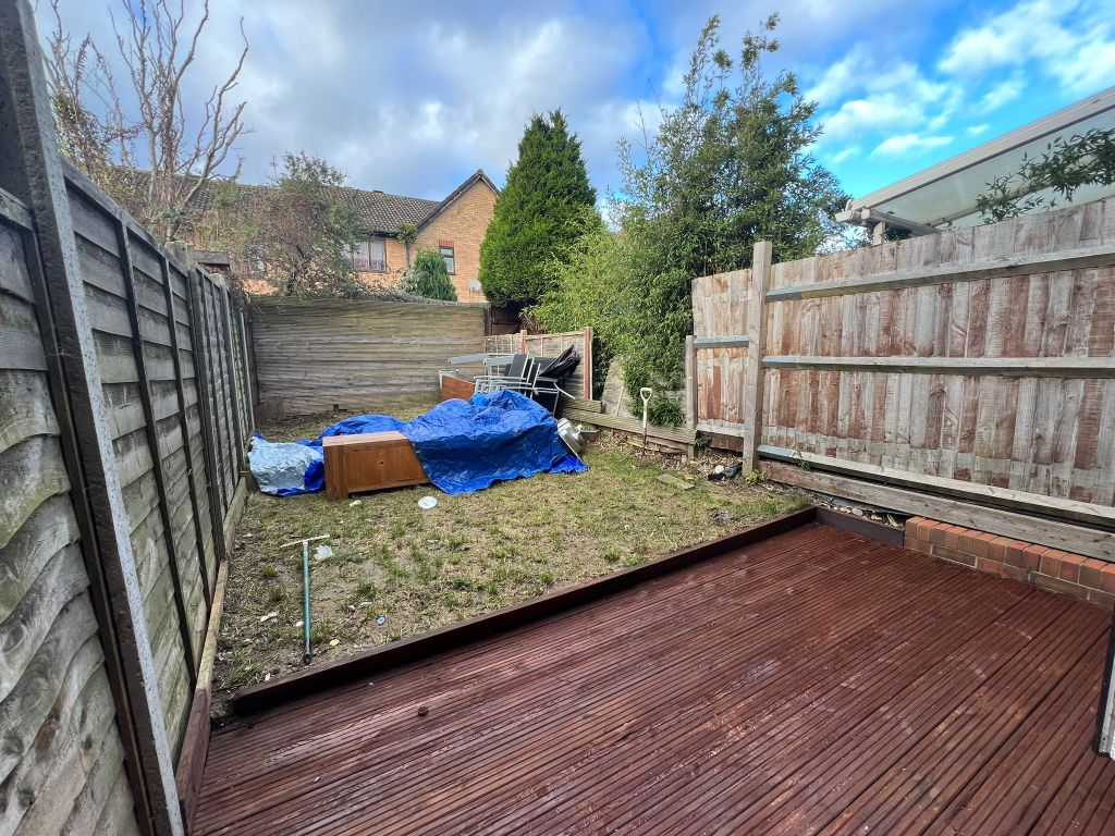 Property photo 3 of 8