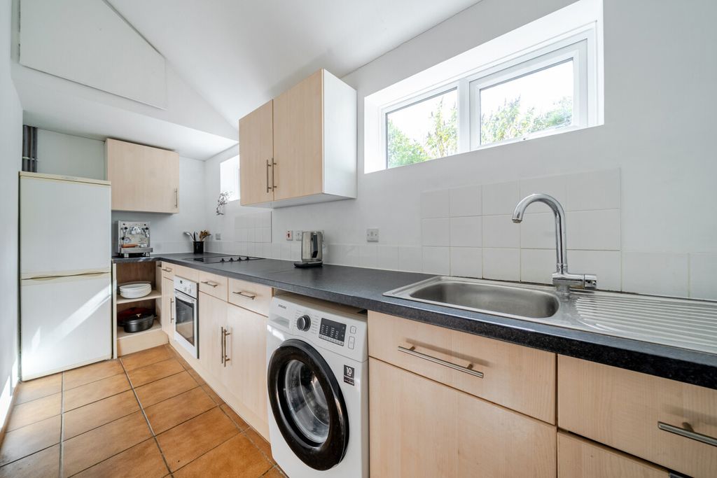 Property photo 3 of 11 1513175-9-6A97038...