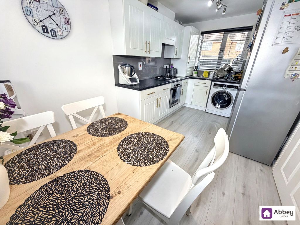 Property photo 3 of 13 Kitchen/Diner