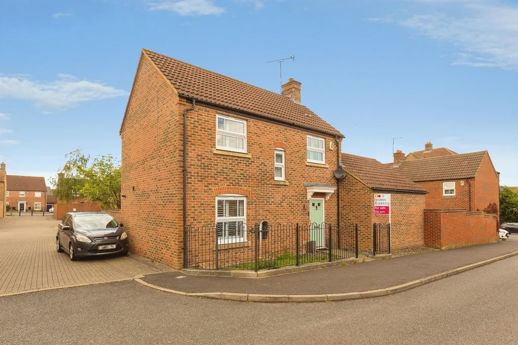 Property photo 1 of 30