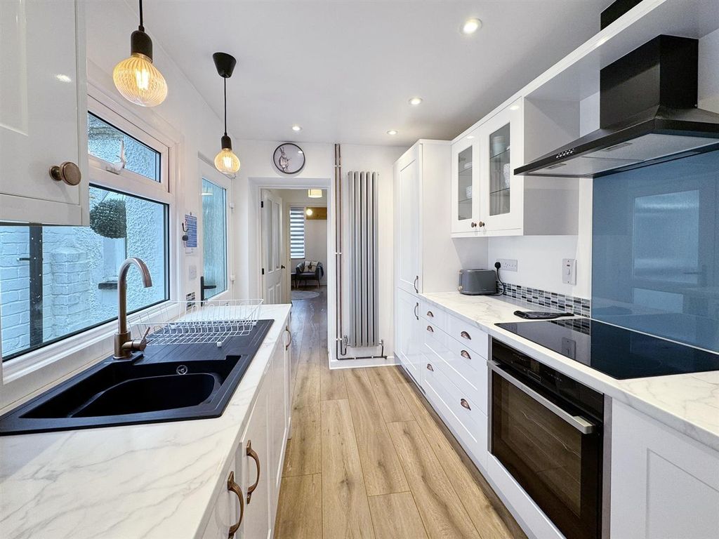 Property photo 3 of 14 Img_3555Dp.Jpg