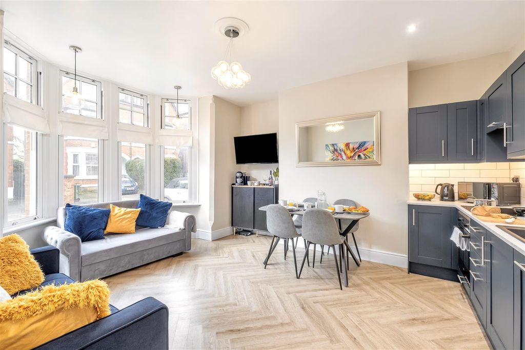 Property photo 1 of 27 Apt 1, 6 Mapperley Park Drive Mapperley Ng3 5Bx