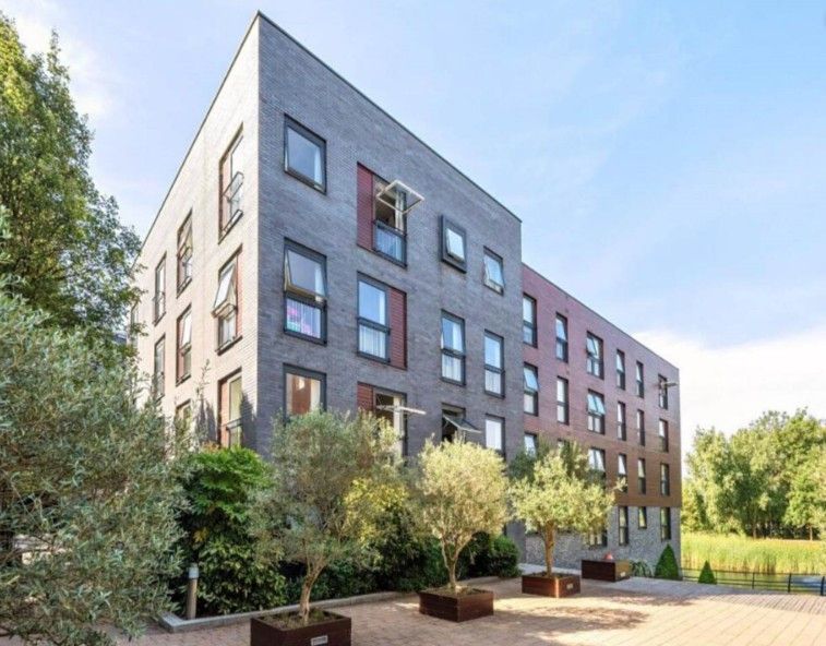 Property photo 1 of 1