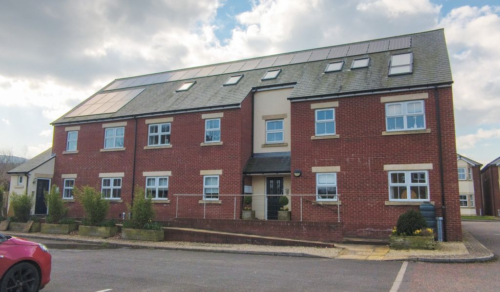 Property photo 1 of 41