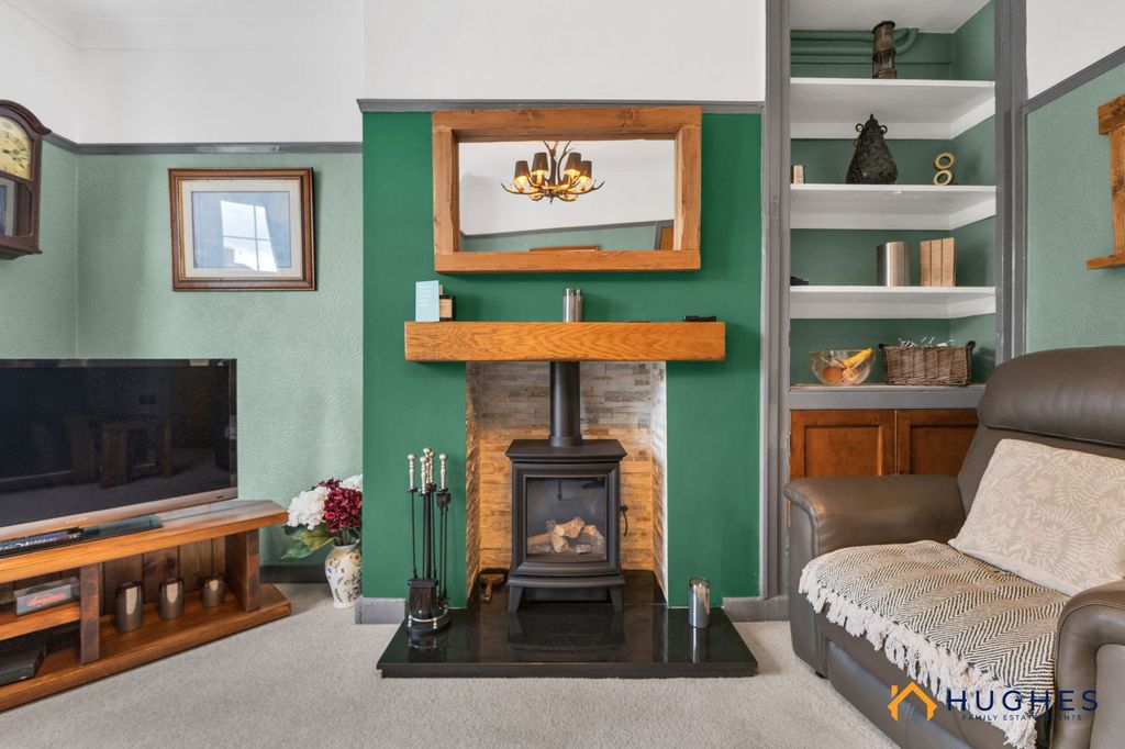 Property photo 3 of 21