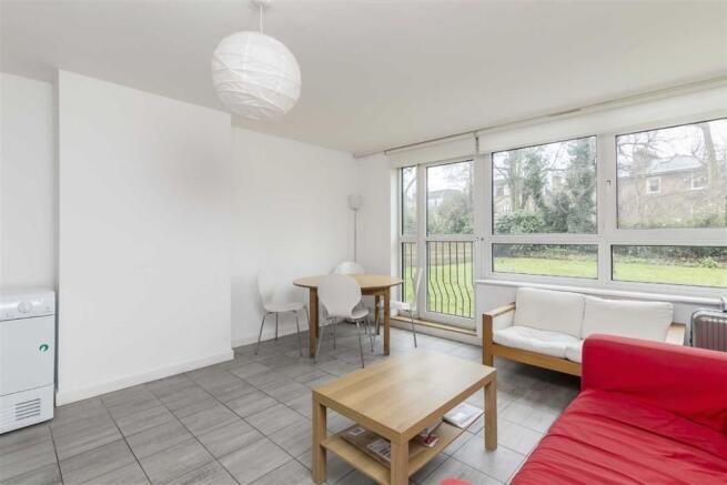 Property photo 1 of 12 3 Bedroom Maisonette For Rent