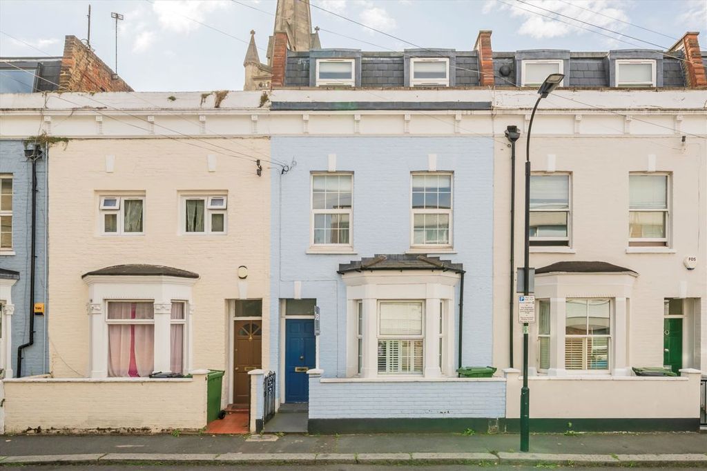 Property photo 1 of 6