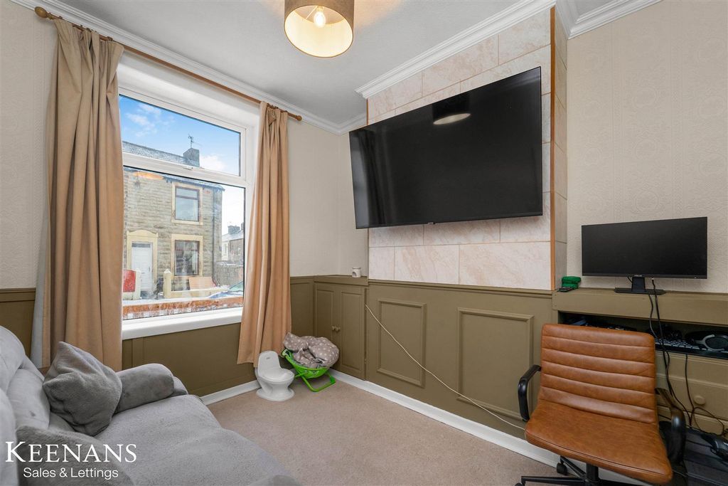 Property photo 2 of 13 2.Jpg