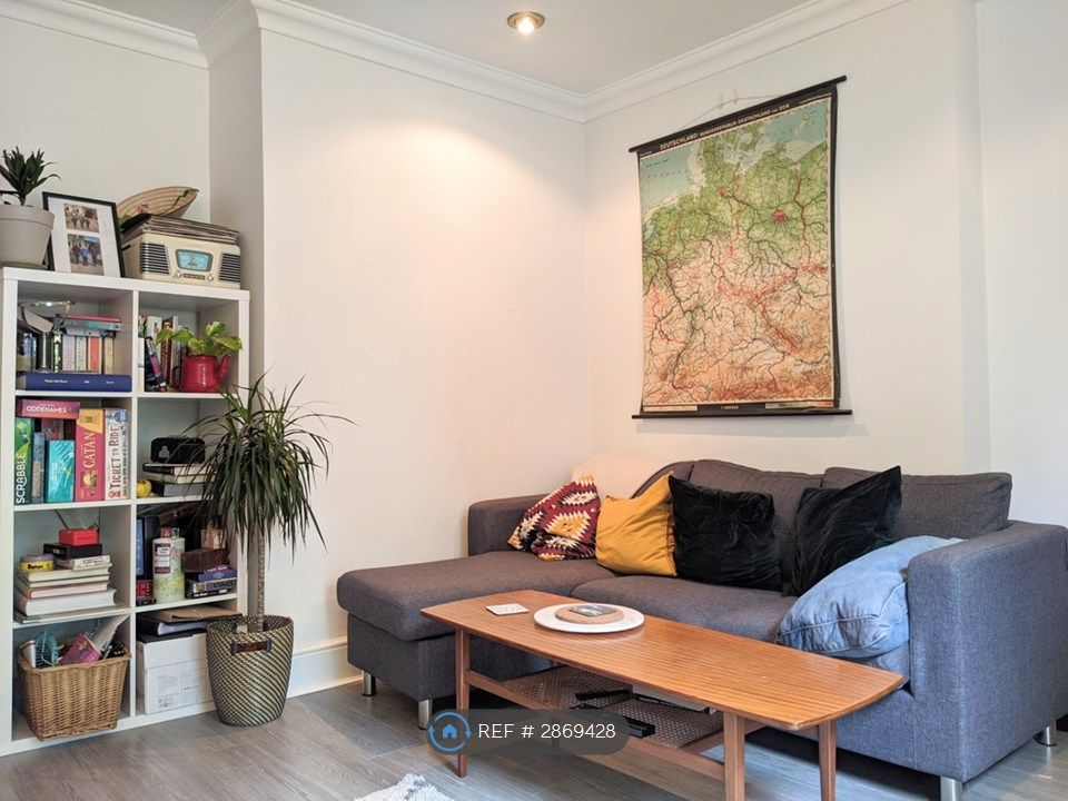 Property photo 3 of 12