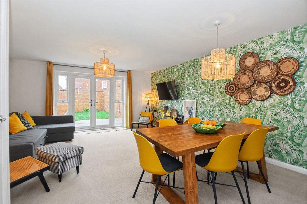 Property photo 3 of 18 Picture No. 10