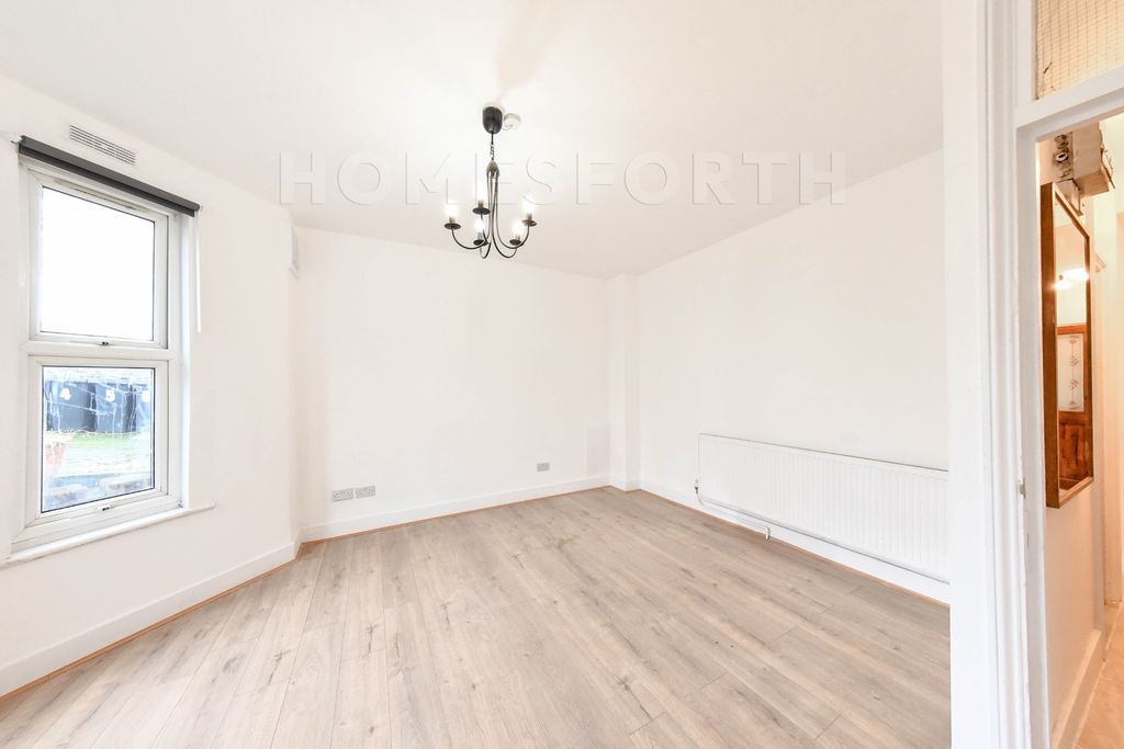 Property photo 3 of 22 Photo 2