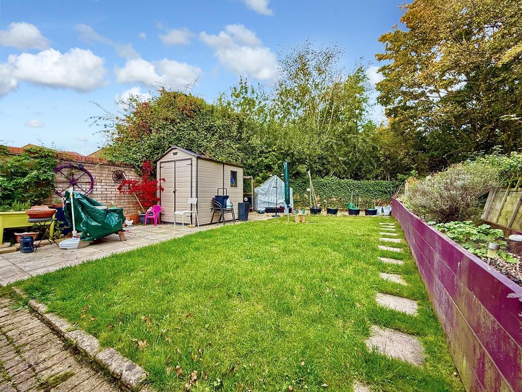 Property photo 2 of 9 3.Jpg