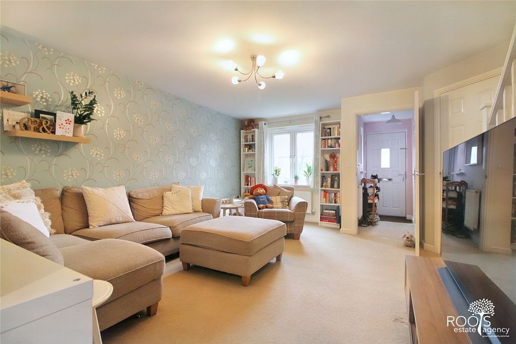 Property photo 3 of 14 Picture No. 02