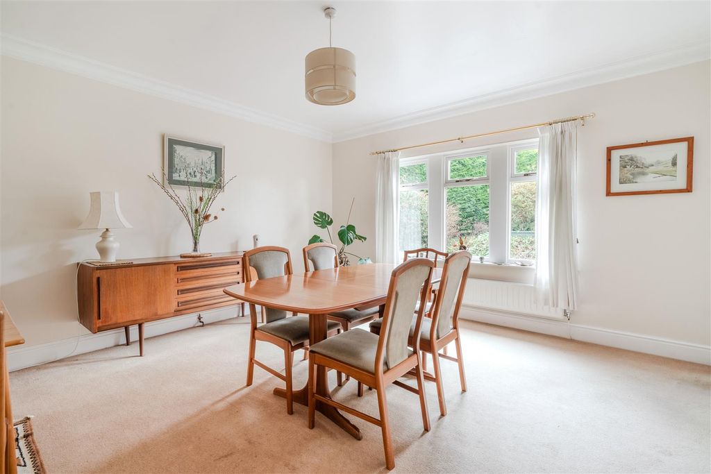 Property photo 3 of 45 Dining Room.Jpg