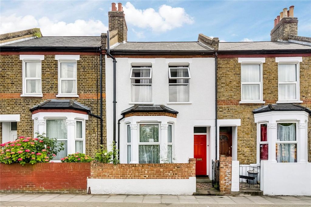 Property photo 1 of 7