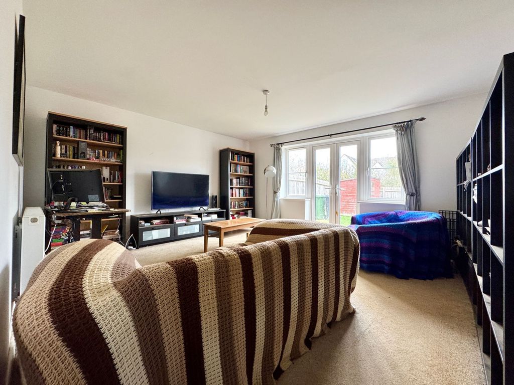 Property photo 3 of 13