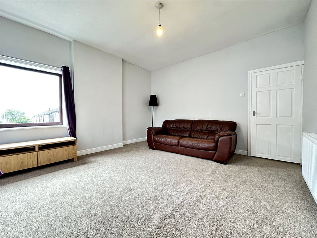 Property photo 2 of 10 Picture No. 11