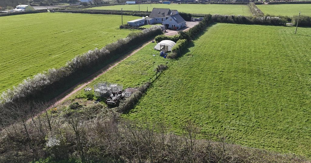 Additional image 28 of 4 bed detached bungalow for saleWaterston Road, Milford Haven SA73