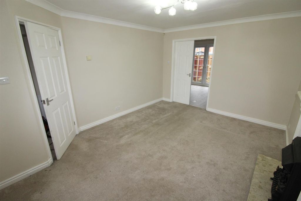 Property photo 3 of 11 Img_1010.Jpg