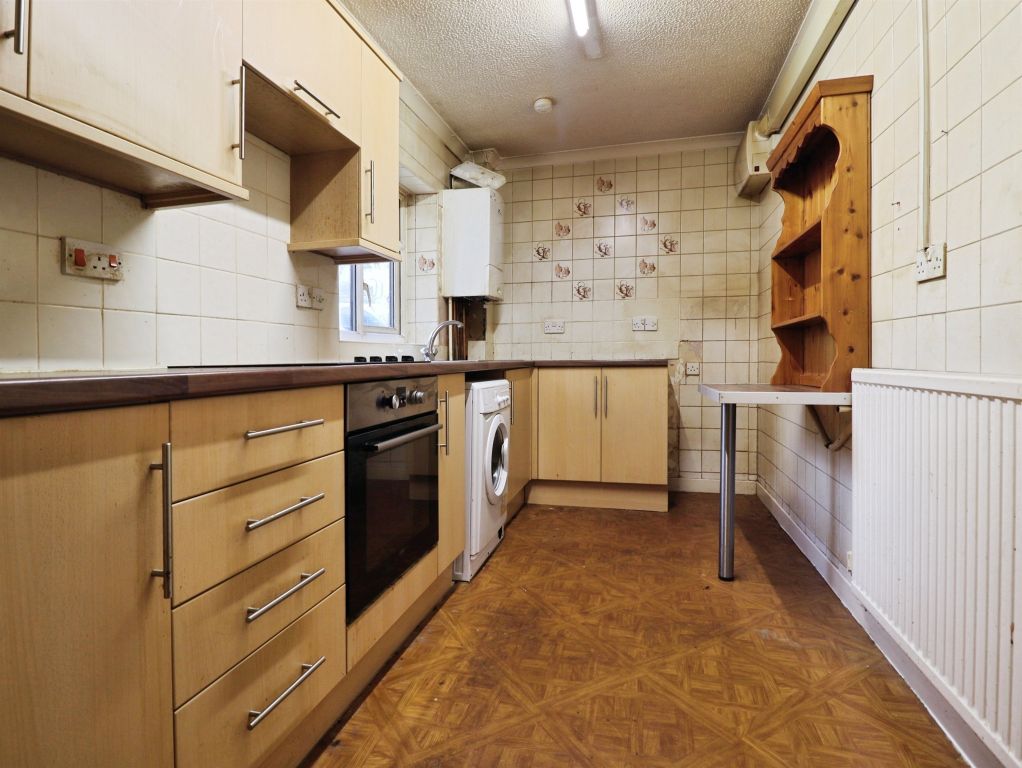 Property photo 2 of 18