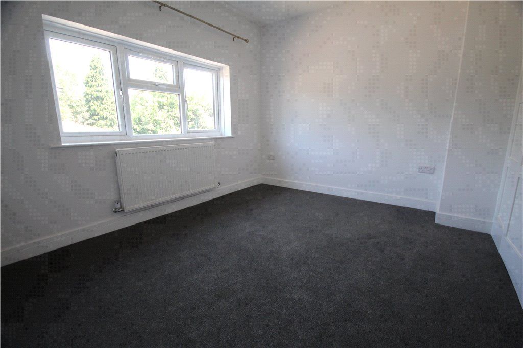 Property photo 3 of 8 Bedroom