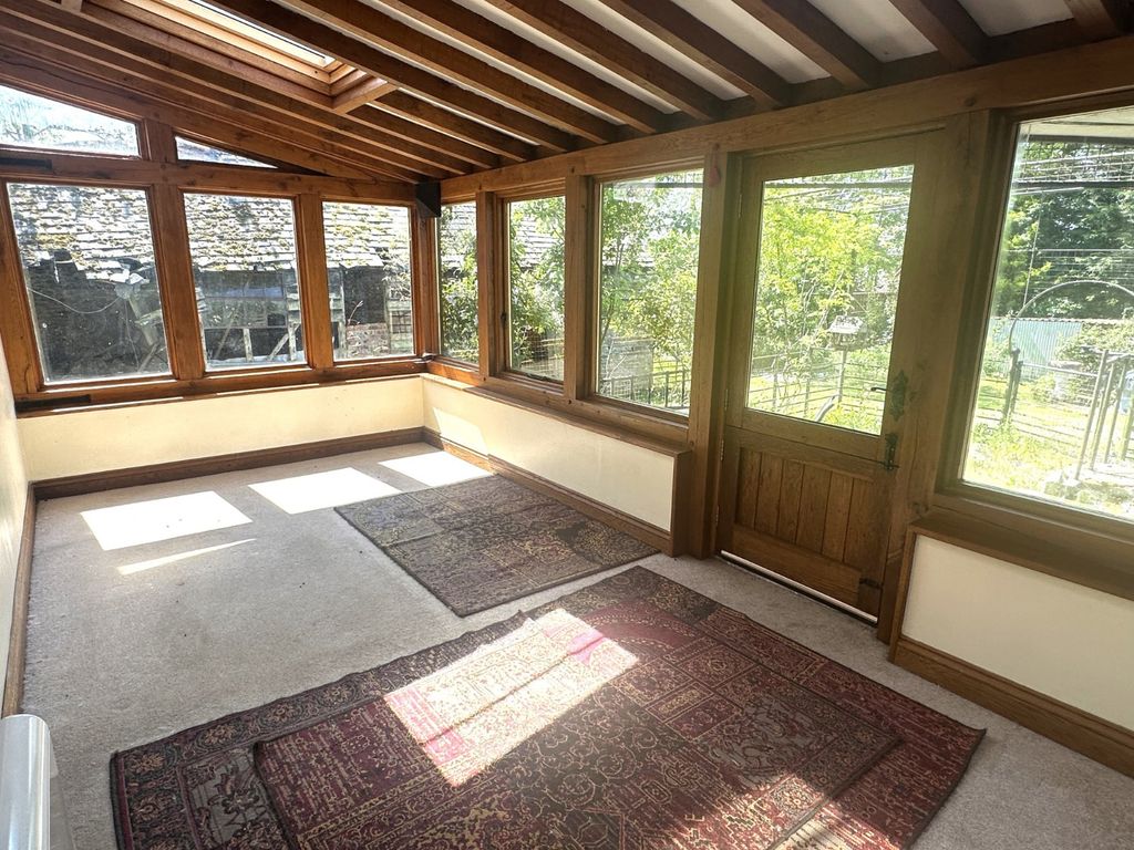 Property photo 2 of 31 Picture No. 34