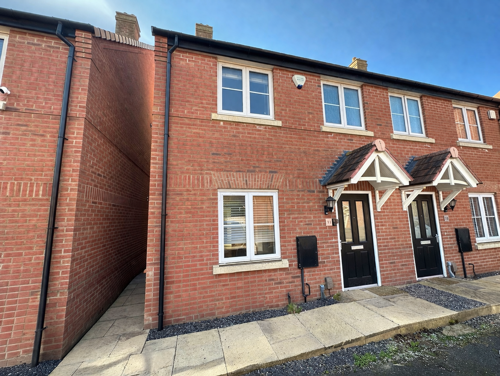 Property photo 1 of 12