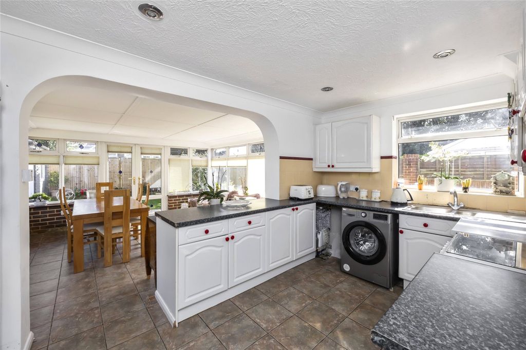 Property photo 3 of 12 Picture No. 29